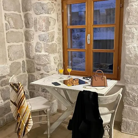 Throne Iii. Dubrovník