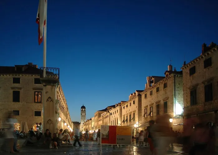 Throne Iii. Dubrovnik