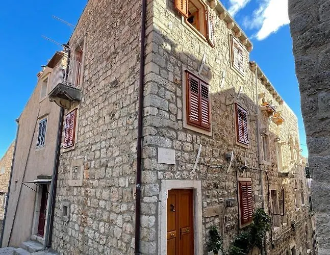 Throne Iii. Dubrovnik