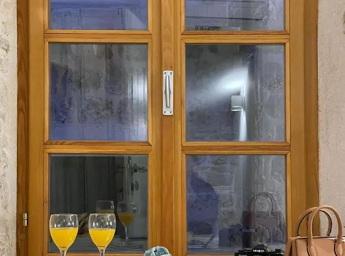 Throne Iii. Apartamento *