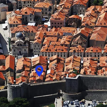 Throne Iii. Dubrovnik