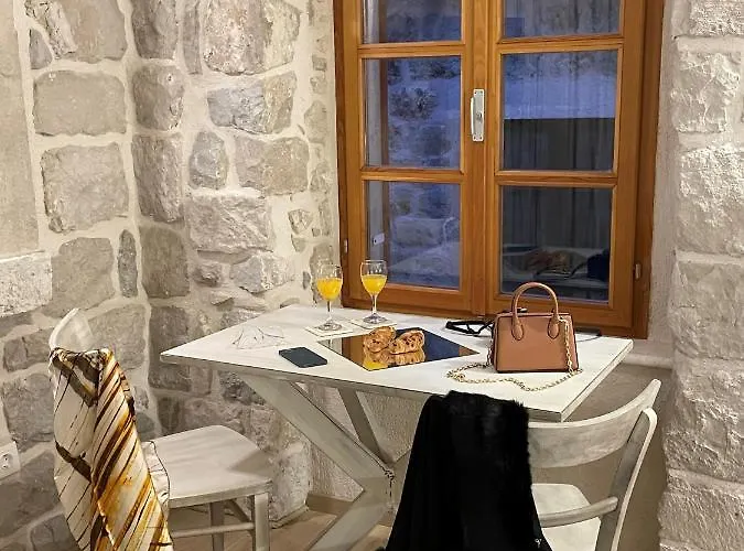 Throne Iii. Dubrovnik