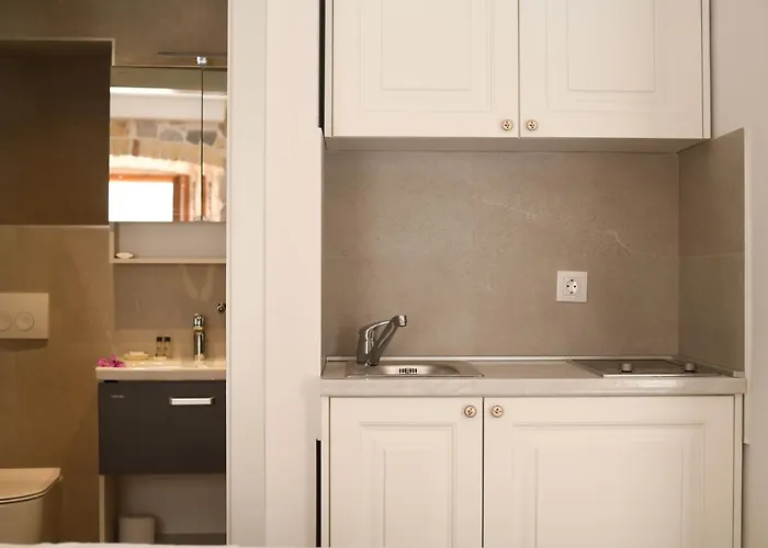 Throne Iii. * Dubrovnik